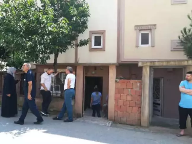 Eşi Ölünce Bunalıma Giren Yaşlı Adam, Kendini Astı