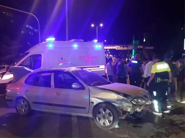 Kırıkkale'de Trafik Kazası: 4 Yaralı