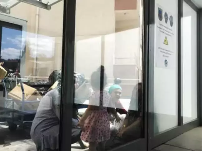 3'üncü Kattan Düşan Ali Bebek, Ağır Yaralandı