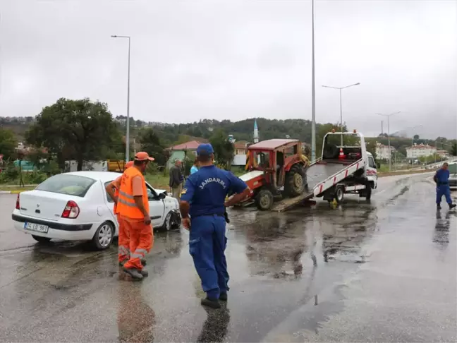 Bolu'da Trafik Kazası: 5 Yaralı