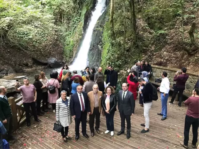 Darülaceze Heyeti Düzce'de Motivasyon Gezesi Yaptı