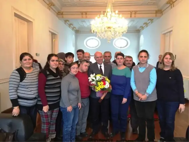 Engel Tanımayan Personeller' Başkan Eşkinat ile Buluştu