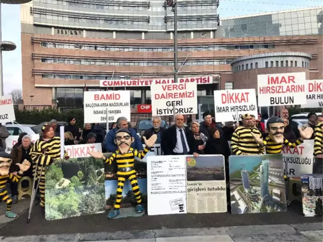 Arsa Mağdurlarından CHP Önünde 