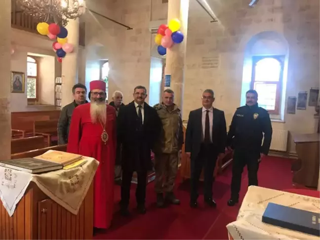 Vali Aykut Pekmez Süryani Vatandaşlarla Bir Araya Geldi