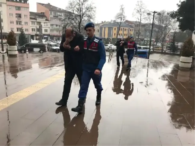 Esrarı Cam Kavanozlara Doldurup, Ormana Gömmüşler (2)