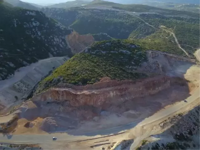 Yol Yapımı İçin Kurulan Tesisten, Piyasaya Mıcır Satıldığı İddiası