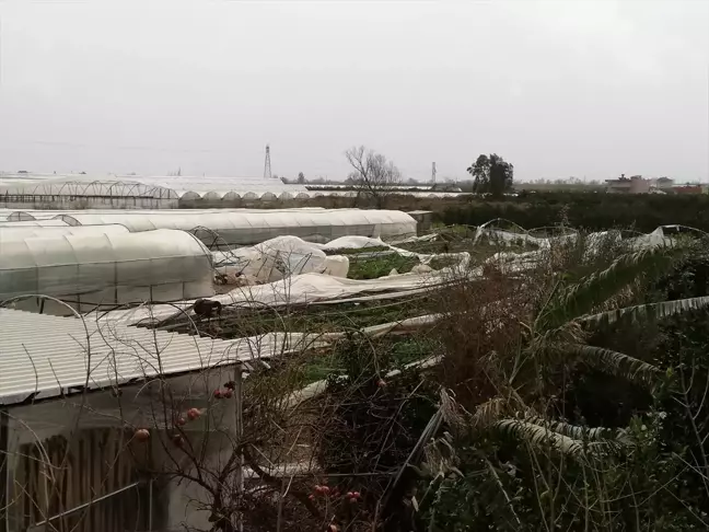 Antalya'da Hortum: 5 Yaralı