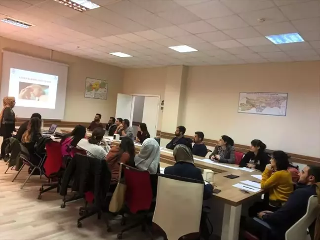 Şırnak'ta Anne Sütü ve Emzirme Konulu Seminer