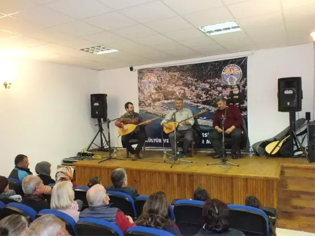 Kaş'ta Halk Sanatçıları Buluştu