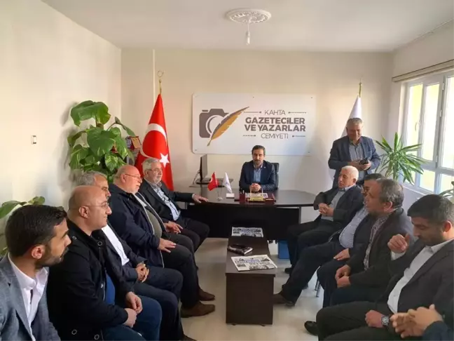 Metiner'den Kahta Gazeteciler ve Yazarlar Cemiyetine Ziyaret