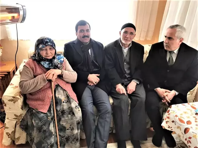 Koşal'dan Şehit Ailesine Ziyaret
