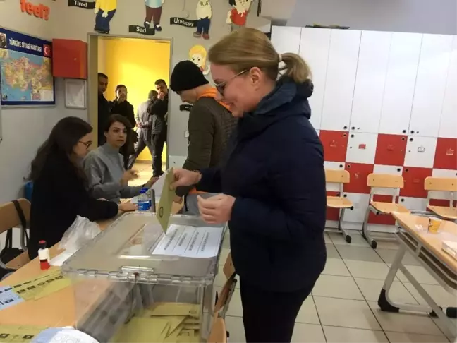 Mustafa Koç'un Eşi Caroline Koç Oyunu Beykoz'da Kullandı