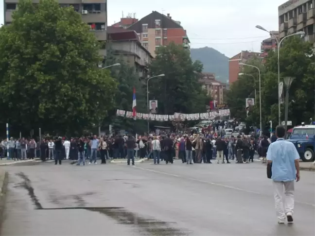 Kosova'da Sırp Belediyelerde Olağanüstü Seçim