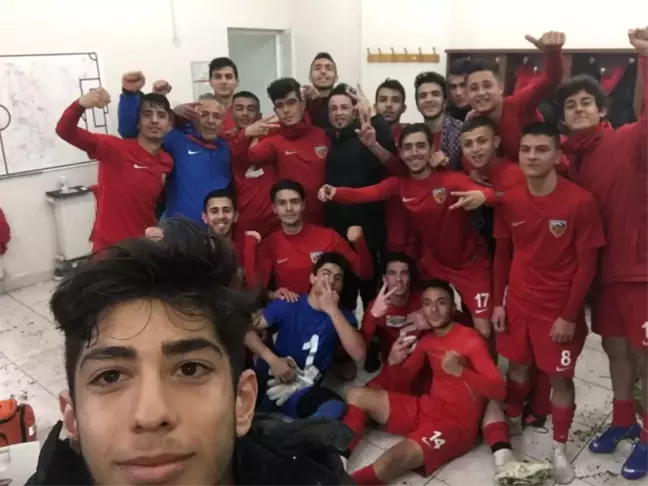 Kayserispor U17 Takımı Beşiktaş'ı Devirdi