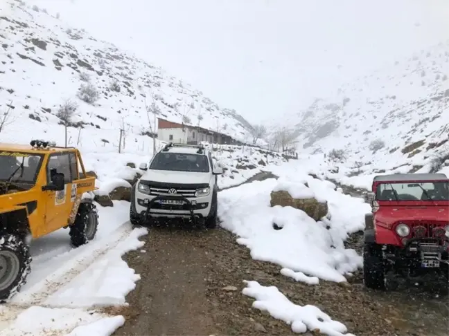Nisan Ayında Malatya'da Kar Keyfi