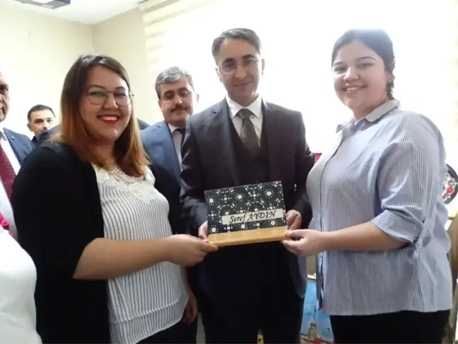 Havran'da Kursiyerlerin Eserleri Görücüye Çıktı
