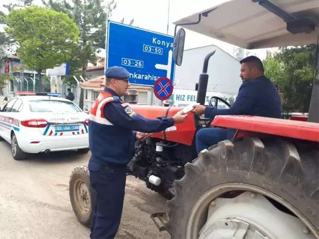 Karaadilli'de Trafik Haftası Çeşitli Etkinliklerle Kutlandı