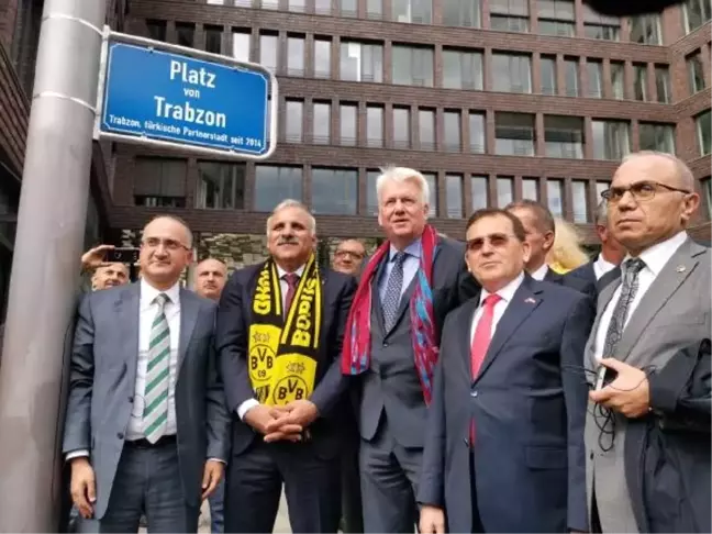Dortmund'da Trabzon Meydanı Törenle Açıldı