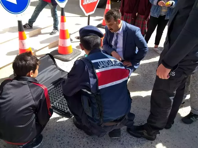 Derebucak'ta Öğrencilere Jandarma Teşkilatı Tanıtıldı