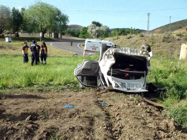Yozgat'ta trafik kazası: 1 ölü, 2 yaralı