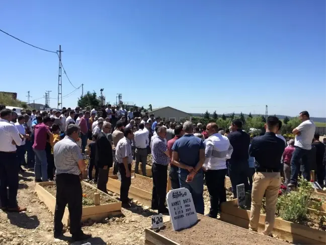 Barajda boğularak ölen çocuklar toprağa verildi