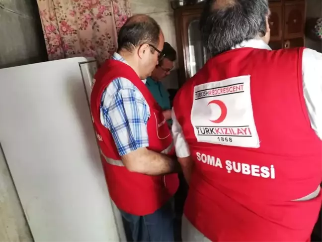 Türk Kızılayı Soma'da 885 ailenin yüzünü güldürdü