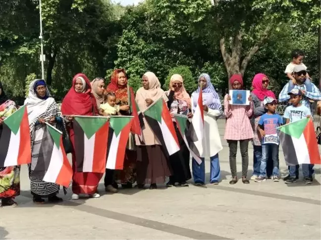 Sudanlılardan Saraçhane Parkı'nda basın açıklaması