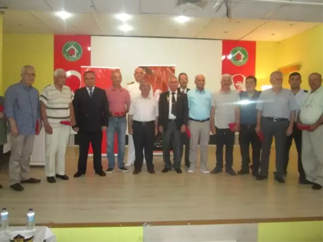 Erdek'li Kıbrıs gazilerine madalya