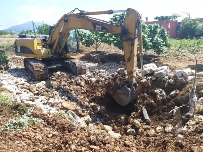 Tarsus'da sel felaketinin yaraları sarılıyor