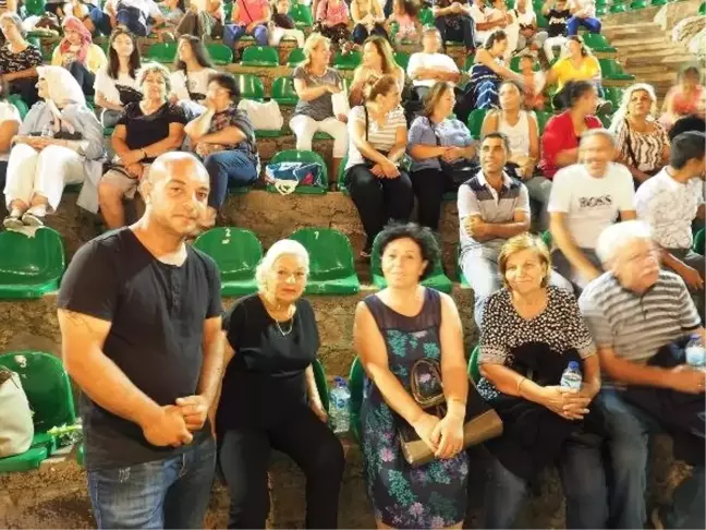 Lösemi hastası Baran için moral konseri