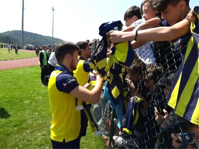 Fenerbahçe'de taraftar buluşması gerçekleştirildi