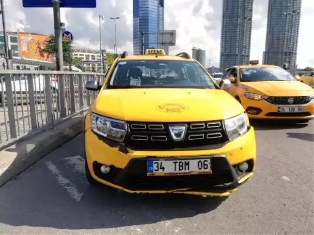 Beşiktaş'ta trafik polisine çarpan taksici gözyaşlarına boğuldu