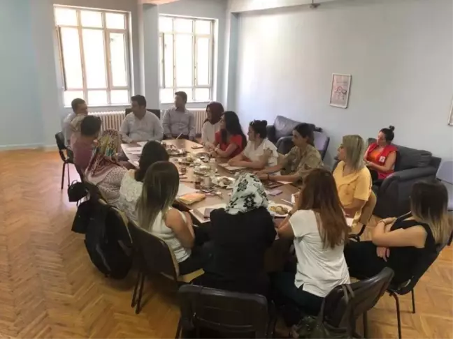 Erken yaşta ve zorla evliliklerle mücadele komisyonu toplandı