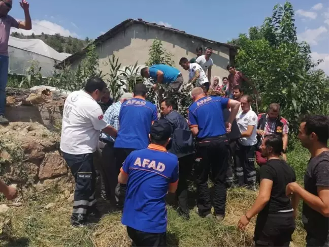 Boş sulama havuzuna düşen adam yaralandı