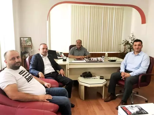 Burhaniye'de Kaymakam Öner, ziyaretlerine devam ediyor