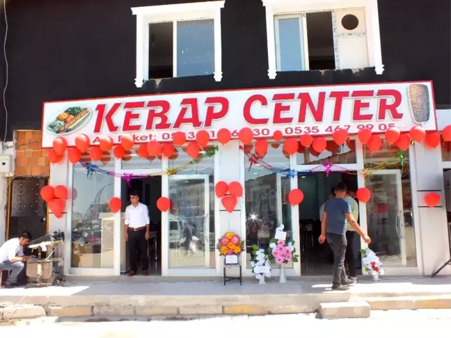 Belediye Başkanı Altın, iş yeri açılışına katıldı