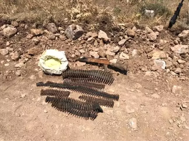 Pervari'de PKK'nın silah ve mühimmatı ele geçirildi