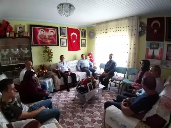 Kaymakam Halim'den şehit ve gazi ailelerine bayram ziyareti