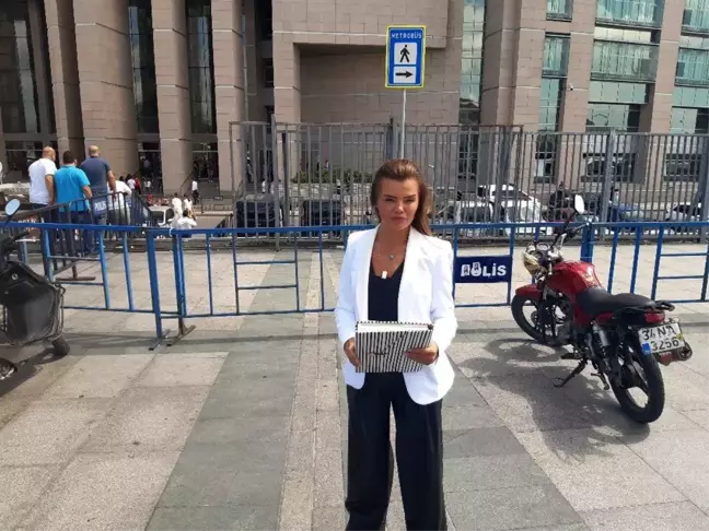 İrem Derici'nin evine girmek isteyen şahıs serbest bırakıldı