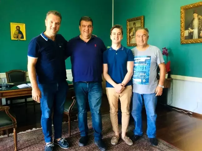 Başkan Yetişkin'den Karlovasi Belediye Başkanına