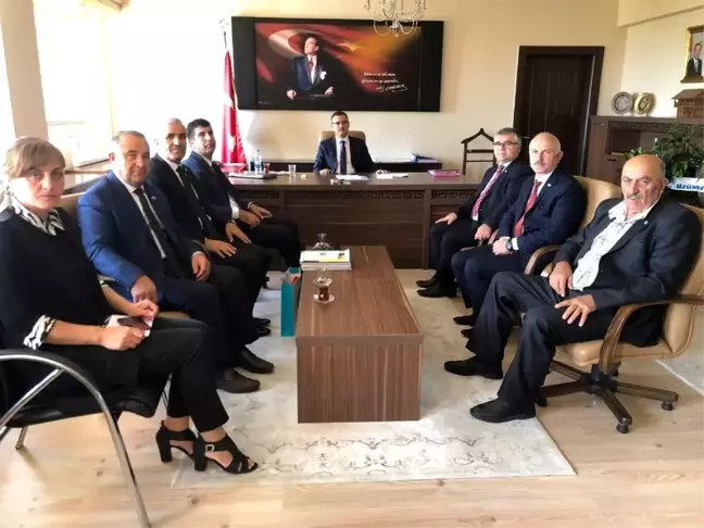 DATÜB heyeti Üzümlü Kaymakamı Yılmaz'a başarılar diledi