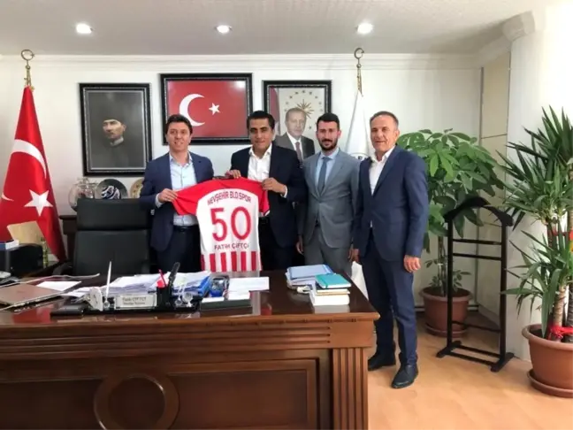 Acıgöl ve Gülşehir Belediye başkanları, Nevşehir Belediyespor'a destek verdi