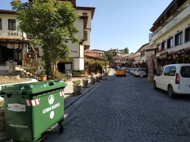 Ankara Kalesi'nde temizlik ve peyzaj çalışması