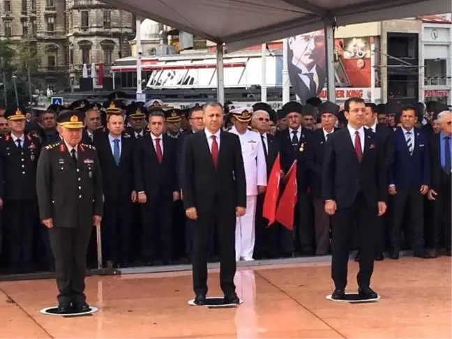 (Düzelterek yeniden) İstanbul'un Kurtuluşunun 96. Yıl Dönümü; Taksim'de tören düzenlendi