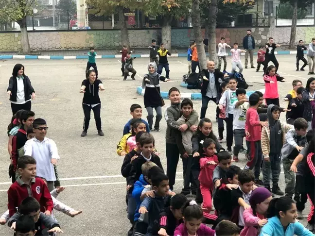 Derslere sporlar başlıyorlar
