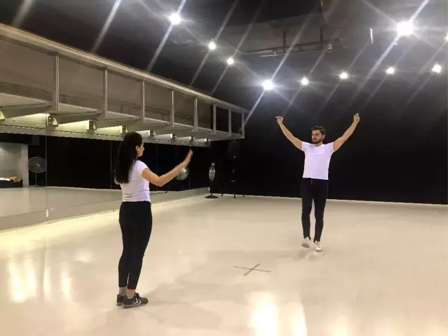 (ÖZEL) Düğünlerde ilk dansın yerini zeybek aldı