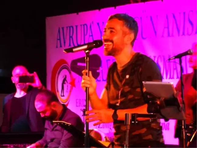 Resul Dindar, Almanya'da konser verdi