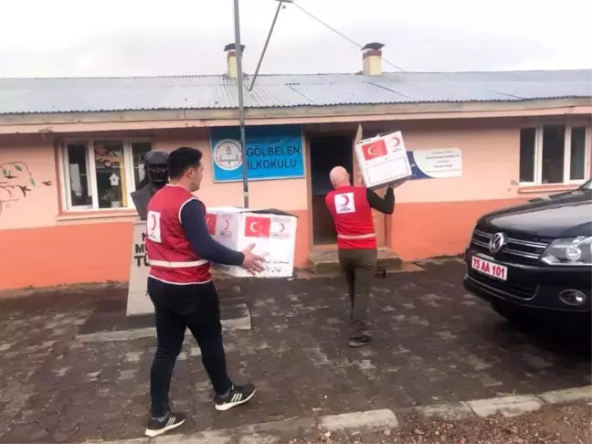 Çıldır Kızılay'dan 'Çocuklarımız Üşümesin' Projesi