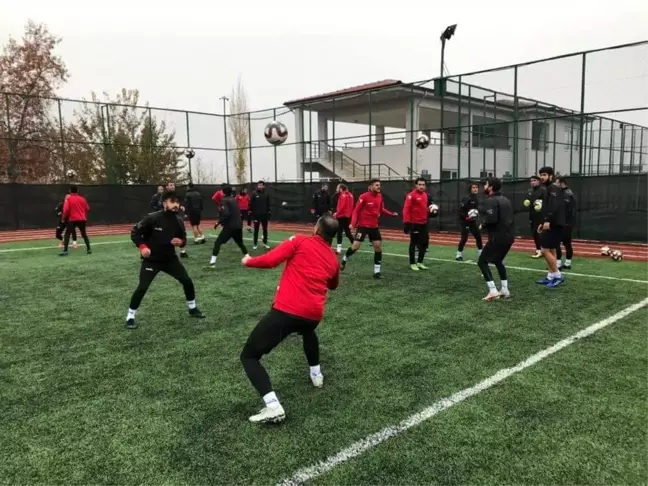 Yeşilyurt Belediyespor'da Altındağ Belediyespor maçı mesaisi sürüyor