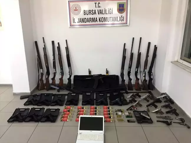 Bursa ve İstanbul'daki eş zamanlı